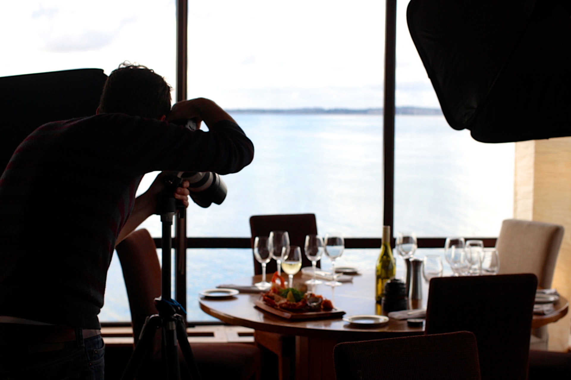 photographing table