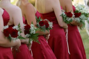 bridemaides in red dress