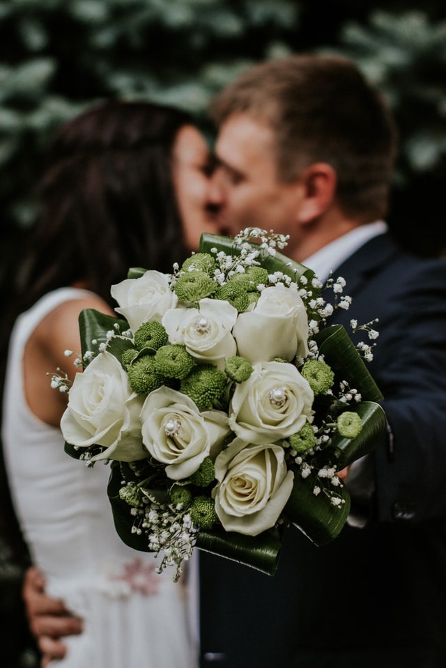 green wedding bouquet 