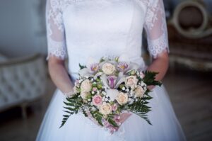 white wedding bouquet