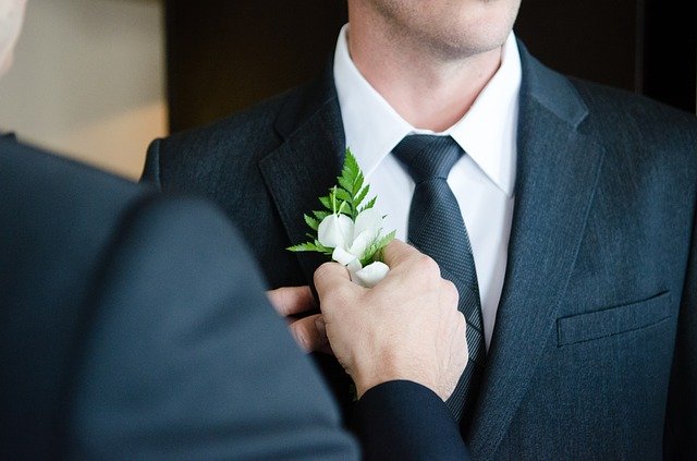 groom suit