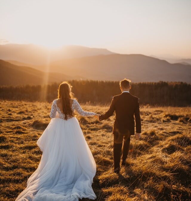 Reasons You’re Not Booking Weddings and How to Fix Those Errors