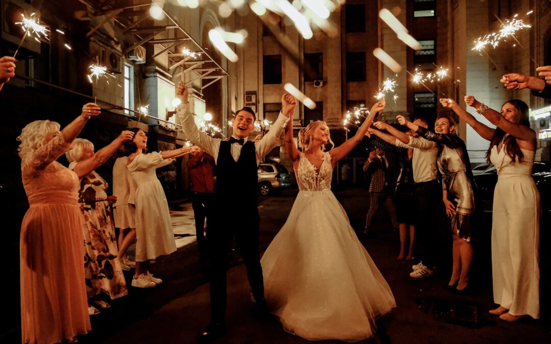 The Best Wedding Photographer's Guide to Handling Chaos